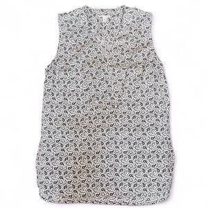 Halogen white & blue paisley V-neck sleeveless blouse size large